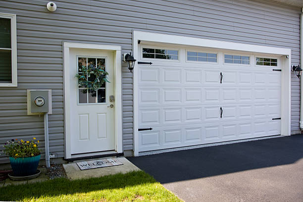 24/7 Emergency Garage Door Roller Replacement experts in Urbana, OH